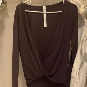 Lululemon long sleeve with drappy front